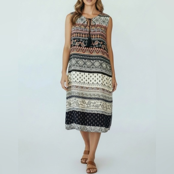 beachlunchlounge Dresses & Skirts - Beach Lunch Lounge Pullover Boho Peasant Rayon Dress